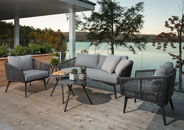 How To Clean & Care Aluminum Outdoor Furniture?